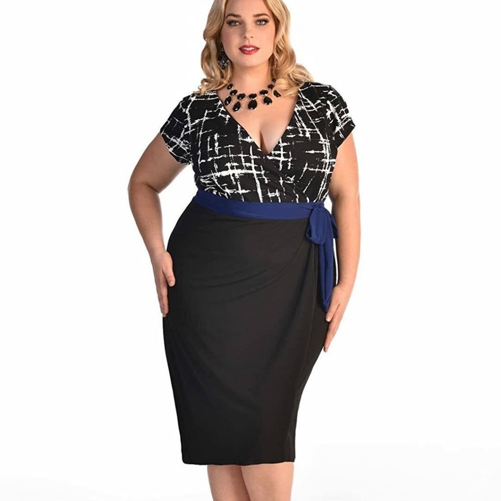 IGIG By Yaliza Raquel Braylee Black/White/Blue Wrap Dress Size 18/20 EUC